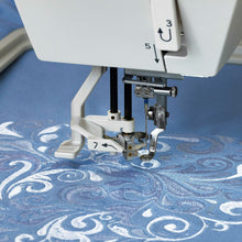 Charger l'image dans la galerie, elna eXpressive 830L