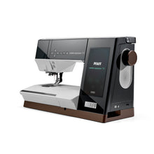 Charger l'image dans la galerie, PFAFF Creative Expression 750