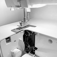 Charger l'image dans la galerie, Baby Lock recouvreuse Euphoria BLC4