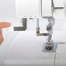 Charger l'image dans la galerie, Baby Lock recouvreuse Euphoria BLC4