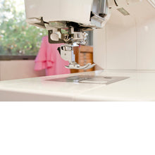 Charger l'image dans la galerie, elna eXcellence 720PRO