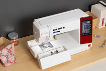 Charger l'image dans la galerie, elna eXcellence 772
